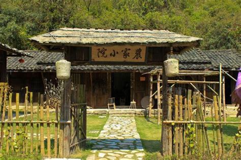 農家小院|農家小院改造和賺錢兩不誤，你也想住在這樣的地方嗎《農家小院。